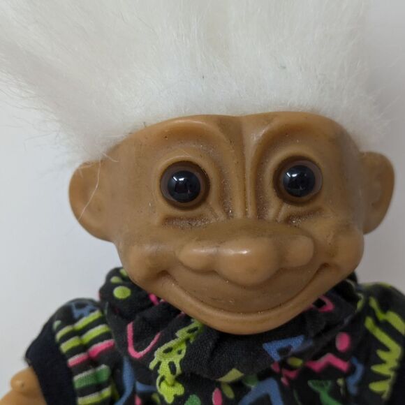 Vintage RUSS Troll Doll with Shirt and Short White Hair - Picture 4 of 15